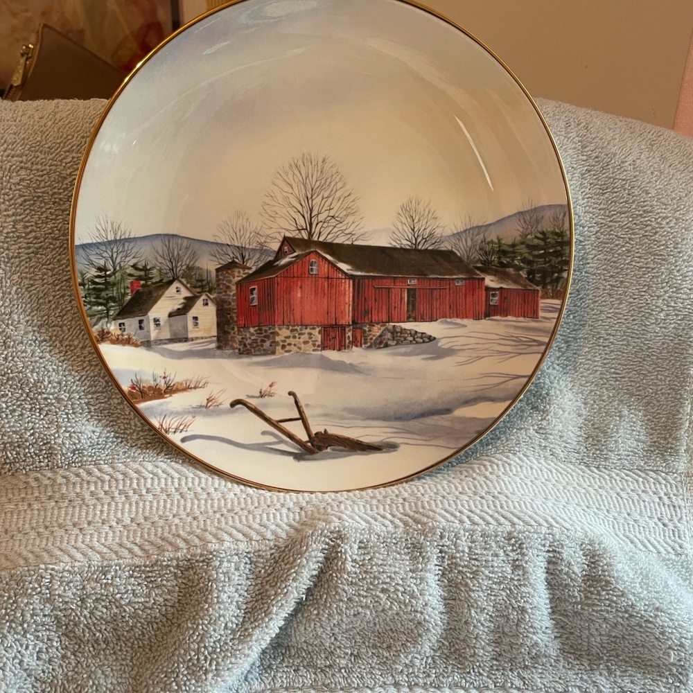 Vanishing American Red Barnes Collectors Plate 1983 Vintage